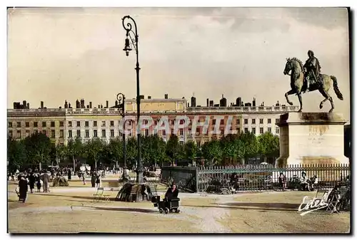 Ansichtskarte AK Lyon Place Bellecourt et Statue de Louis XIV Place Bellecaurt and Statue of Louis XIV