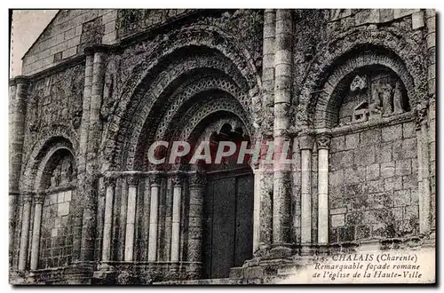 Ansichtskarte AK Chalais (Charente) Remarquable facade romane de I eglise de la Haute Ville