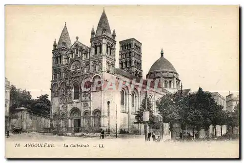 Cartes postales Angouleme La Cathedrale LL