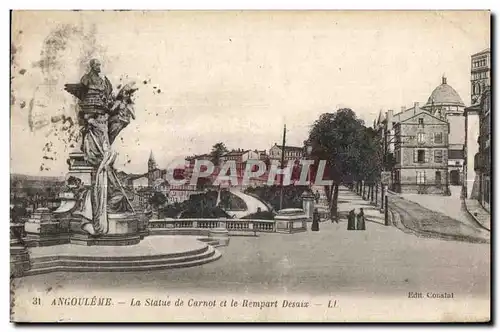 Ansichtskarte AK Angouleme La Statue de Carnot et le Rempart Desaix