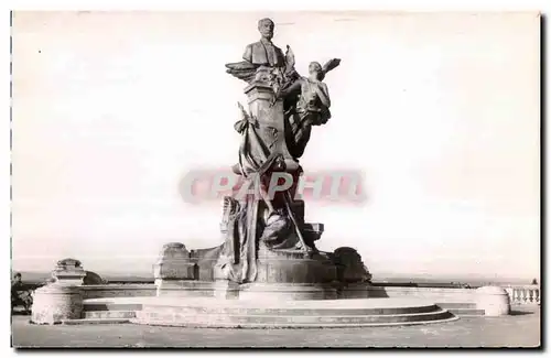 Cartes postales Angouleme Monument Carnot Oeuvre du Sculpteur Raoul Verlet