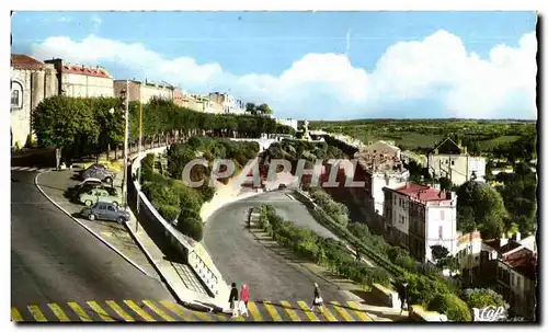 Cartes postales moderne Angouleme Les Remparts