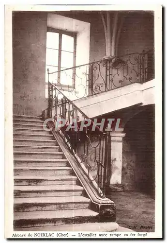 Cartes postales Abbaye Noirlac (Cher) L escalier avcc rampe en fer forge