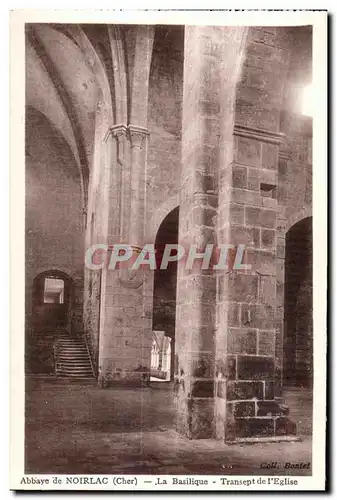 Ansichtskarte AK Abbaye de Noirlac (Cher) La Basilique transept de I eglise