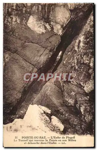 Ansichtskarte AK Pointe Du Raz L Enfer de Plogoff Le Tunnel qui traverse la pointe en son Milieu et debouche dans