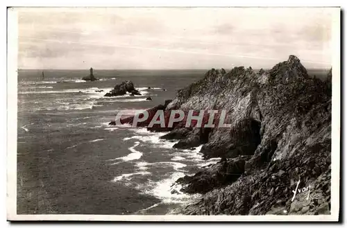 Cartes postales La Pointe du Raz L Eperon et le Phare de la Vieille