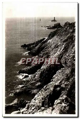 Cartes postales Pointe du Raz (Finistere) L Eperon et le Phare de la Vieille