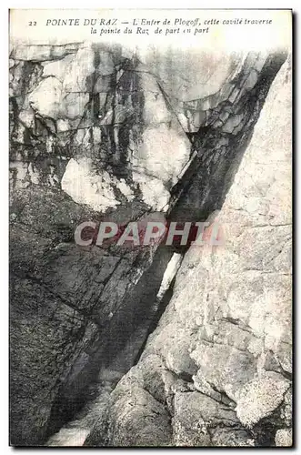 Ansichtskarte AK Pointe du Raz L Enfer de Plogoft Cette Cavite Traverse la Pointe du Raz de part en part