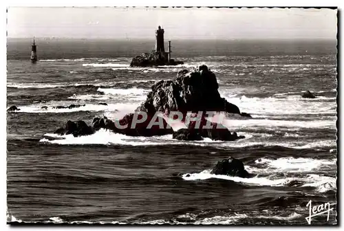 Ansichtskarte AK La Pointe Du Raz (Finistre) L extreme Pointe Au fond L ile De Sein