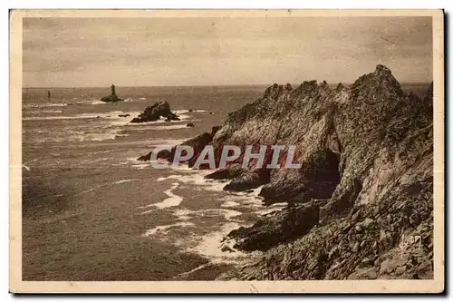 Cartes postales La Pointe du Raz (Finistere) L Eperon et le phare de la Vieille