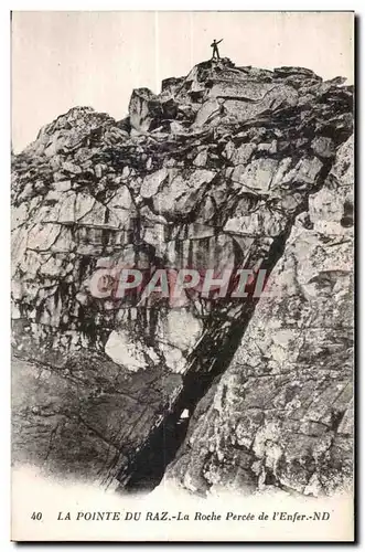 Ansichtskarte AK La Pointe Du Raz La Roche Percee de l Enfer