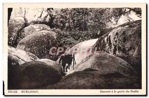 Ansichtskarte AK Huelgoat Descente a la grotte du Diable