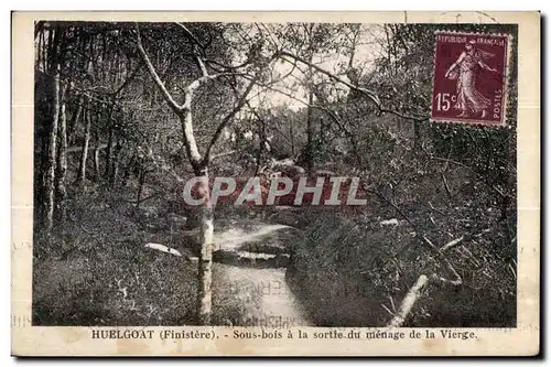 Ansichtskarte AK Huelgoat (Finistere) Sous bois a la sortie du menage de la Vierge