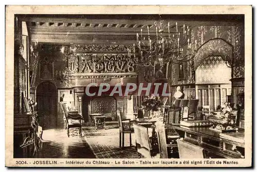 Cartes postales Josselin Interieur du Chateau Le Salon Table sur laquelle a ete signe l Edit de Nantes