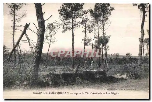 Ansichtskarte AK Camp de Coetquidan Apres le Tir d Artillerie Les Degats Militaria