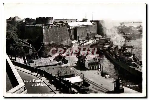 Cartes postales Brest Le Chateau Bateau