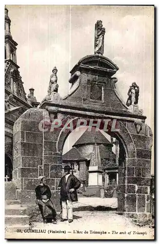 Ansichtskarte AK Guimiliau (Finistere) L Are de Triomphe Folklore Costume