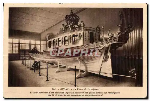 Cartes postales Brest Le canot de I empereur le rouf surmonte d une couronne imperiable soutenue par quatre
