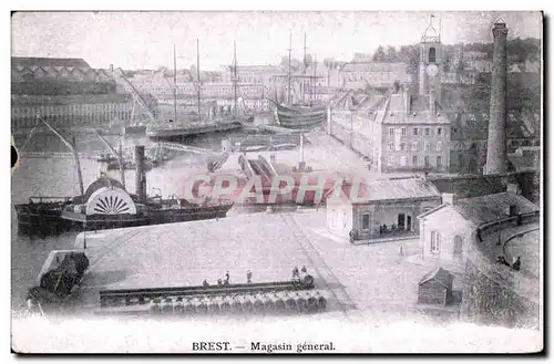 Cartes postales Brest magasin general Bateaux