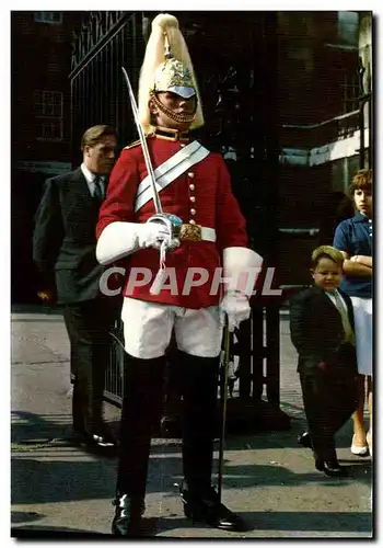 Ansichtskarte AK Lifeguardsman At The Horse Guards Whitehall LondonMilitaria Uniforme soldat