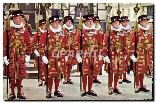 Cartes postales Yeomen Warders at the Tower of London