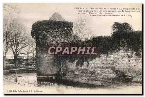 Cartes postales Guerande Ses remparts et ses fosses d eau croupissante d ousort en cet une Foret de roseaux tand