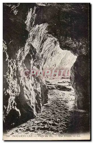 Cartes postales Douarnenez Plage du Ris une Grotte