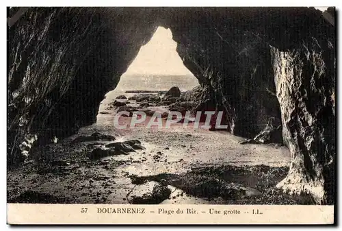 Ansichtskarte AK Douarnenez Plage du Riz Une Grotte