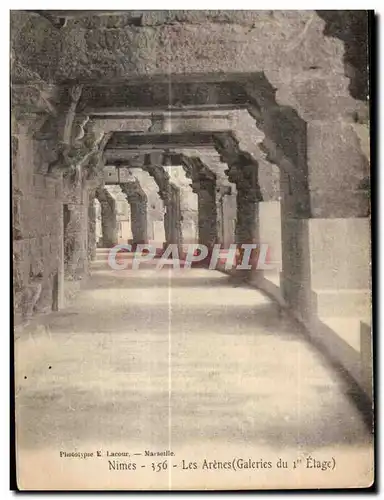 Cartes postales Nimes Les Arenes