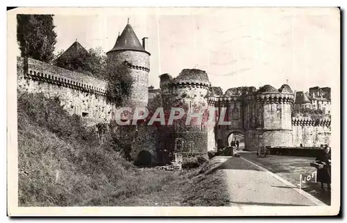 Ansichtskarte AK Fougeres (Ille et Vilaine) La Porte Notre Dame