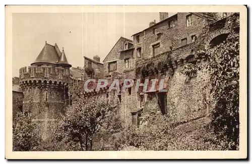 Cartes postales La Douce France Bretagne Fougeres (Ille et Vilaine) Les Vieux Remparts (Cote Sud) et la Tour Nic