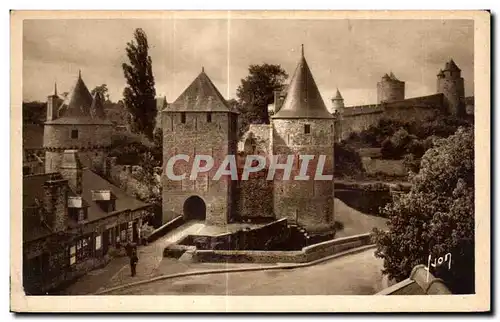 Cartes postales Fougeres (Ille et Vilaine) Entree du Chateau