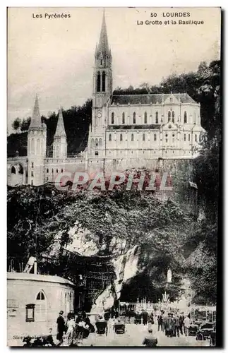 Cartes postales Les Pyrenees Lourdes la Grotte et la Basilique