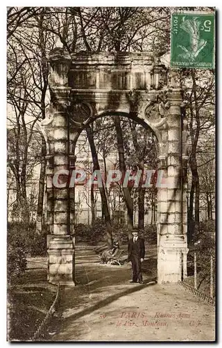 Cartes postales Paris dans le Parc Mouceau