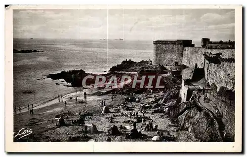 Ansichtskarte AK Cote d Emeraude Saint Malo Les vieux remparts et la Tour Bidouone