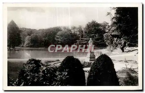 Ansichtskarte AK Vitre Jardin des Plantes Statue de Madame de Sevignee