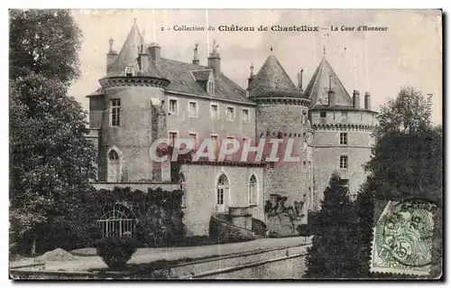 Cartes postales Collection du Chateau de Chastellux La Cour d Honneur