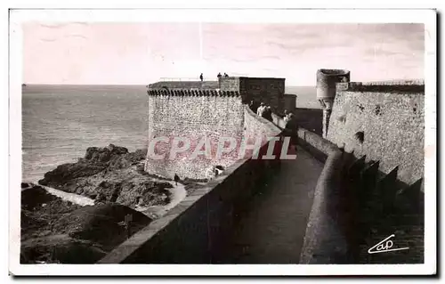 Ansichtskarte AK Saint Malo Les Remparts Tour Bidouane