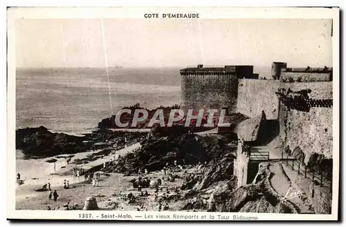 Ansichtskarte AK Cote D Emeraude Saint Malo Les vieux Remparts et la Tour Bidouane