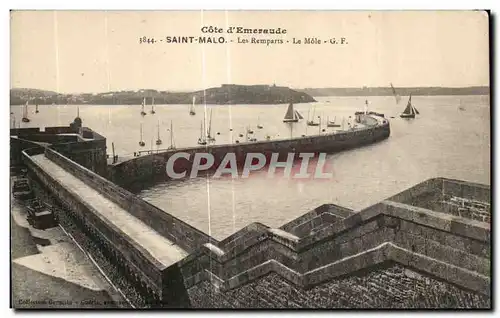 Cartes postales Cote d Emeraude Saint Malo Les Remparts Le Mole