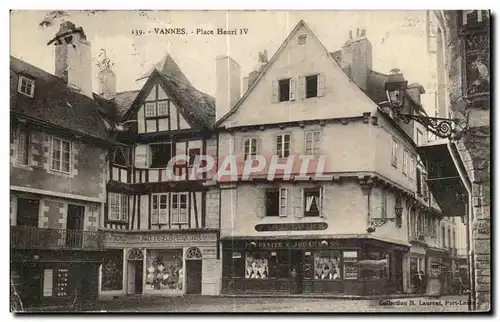 Cartes postales Vannes Place Henri IV