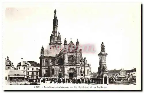 Cartes postales Ste Anne d Auray la Basilique et la Fontaine