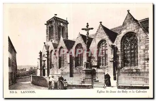 Cartes postales Lannion Eglise St Jean du Baly et la Calvaire (animee)