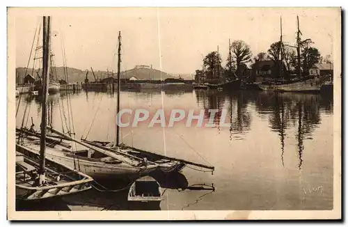 Ansichtskarte AK Paimpol Le Bassin a flot Bateaux