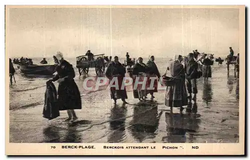 Ansichtskarte AK Berck Plage Berckois Attendant le Pichon