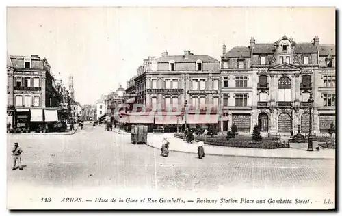 Cartes postales Arras Place de la Gare et Rue Gambetta