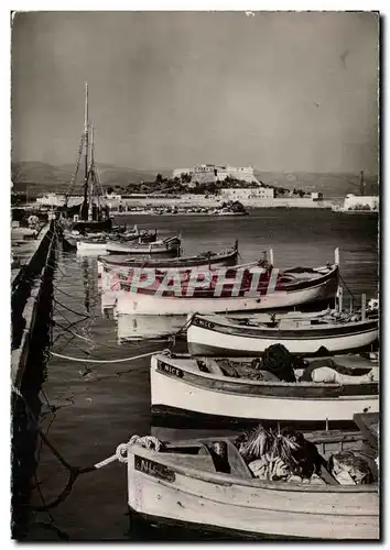 Ansichtskarte AK Antibes Le Port et le Fort Carre Bateaux