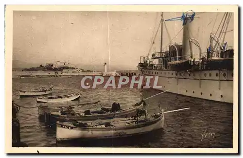 Ansichtskarte AK Antibes Le port et le fort carre Bateau