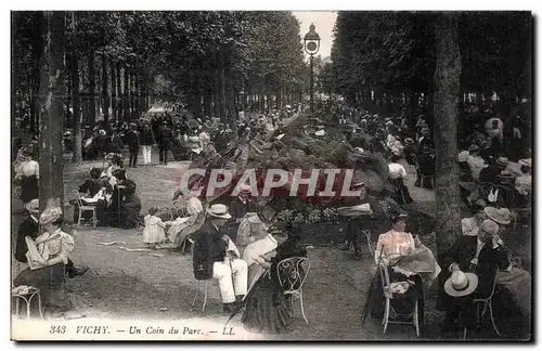 Cartes postales Vichy Un Coin du Parc