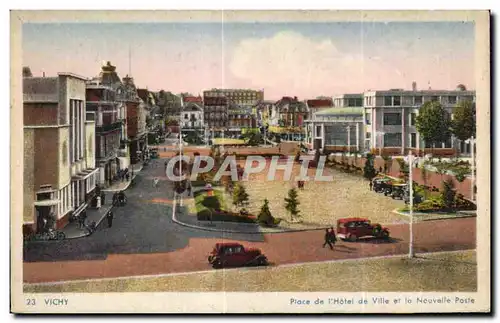 Cartes postales Vichy Place de Hotel de Ville et la Nouvelle Poste